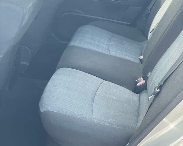 Серый Киа Сид, объемом двигателя 1.4 л и пробегом 213 тыс. км за 5000 $, фото 6 на Automoto.ua