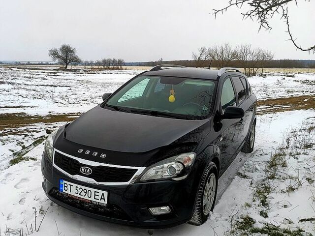 Серый Киа Сид, объемом двигателя 1.6 л и пробегом 248 тыс. км за 6200 $, фото 2 на Automoto.ua