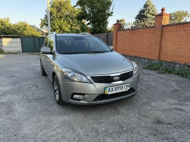 Серый Киа Сид, объемом двигателя 1.6 л и пробегом 197 тыс. км за 5900 $, фото 2 на Automoto.ua