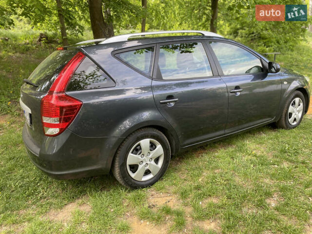 Серый Киа Сид, объемом двигателя 1.4 л и пробегом 178 тыс. км за 6900 $, фото 4 на Automoto.ua