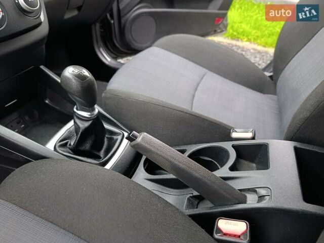 Серый Киа Сид, объемом двигателя 1.4 л и пробегом 187 тыс. км за 6200 $, фото 4 на Automoto.ua