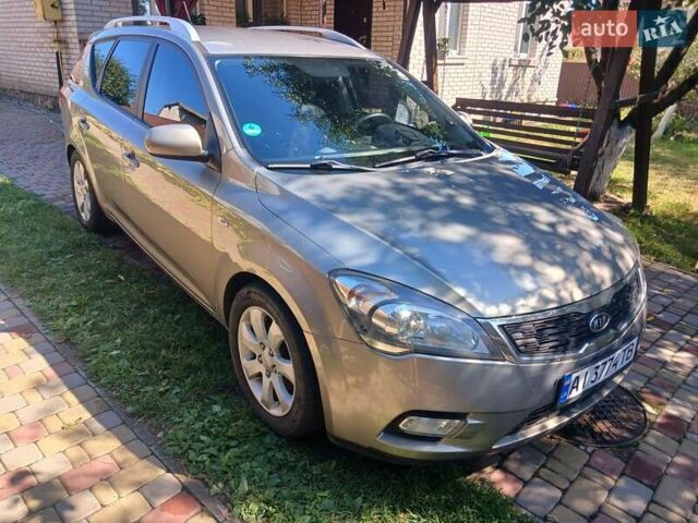 Сірий Кіа Сід, об'ємом двигуна 1.6 л та пробігом 215 тис. км за 7200 $, фото 9 на Automoto.ua