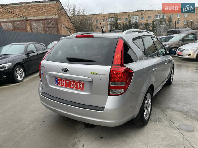 Серый Киа Сид, объемом двигателя 1.59 л и пробегом 207 тыс. км за 6700 $, фото 15 на Automoto.ua