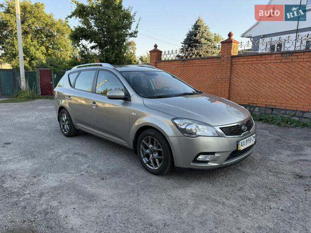 Серый Киа Сид, объемом двигателя 1.6 л и пробегом 190 тыс. км за 5900 $, фото 4 на Automoto.ua