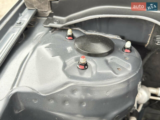 Серый Киа Сид, объемом двигателя 1.59 л и пробегом 187 тыс. км за 6700 $, фото 51 на Automoto.ua