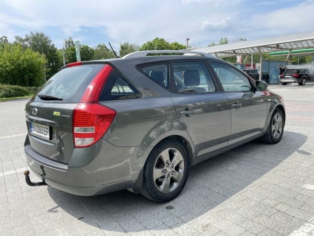 Серый Киа Сид, объемом двигателя 1.6 л и пробегом 257 тыс. км за 6650 $, фото 12 на Automoto.ua