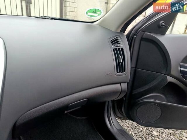 Серый Киа Сид, объемом двигателя 1.4 л и пробегом 187 тыс. км за 5999 $, фото 29 на Automoto.ua