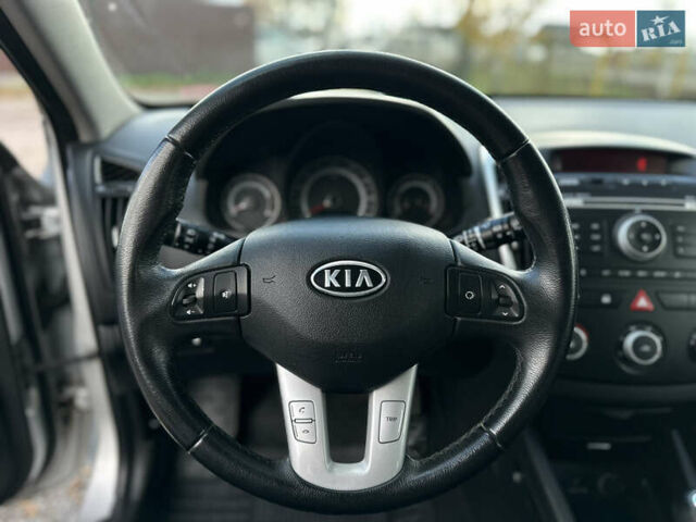 Кіа Сід 2011 у Вінниці на Automoto.ua Сірий Кіа Сід, об'ємом двигуна 1.6 л та пробігом 237 тис. км за 6800 $, фото 24 на Automoto.ua