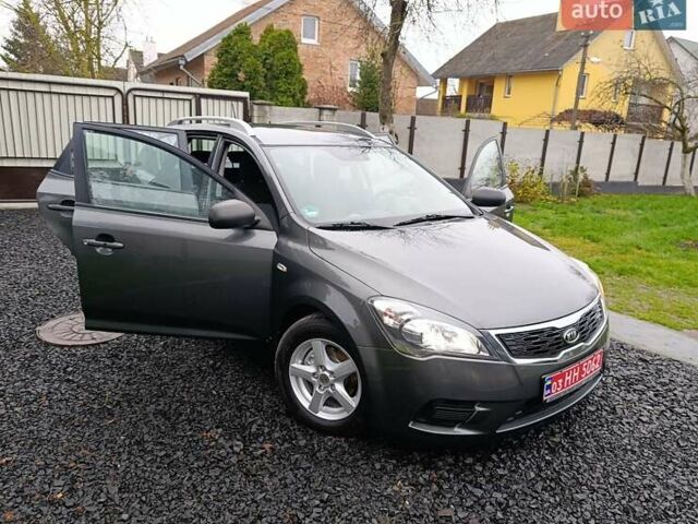 Серый Киа Сид, объемом двигателя 1.4 л и пробегом 187 тыс. км за 6500 $, фото 12 на Automoto.ua