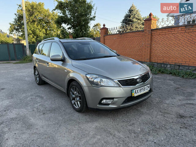 Серый Киа Сид, объемом двигателя 1.6 л и пробегом 190 тыс. км за 5900 $, фото 3 на Automoto.ua
