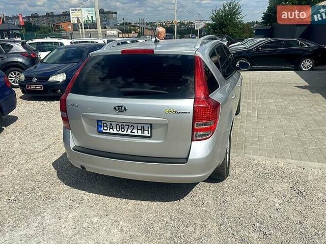 Сірий Кіа Сід, об'ємом двигуна 1.4 л та пробігом 200 тис. км за 7500 $, фото 1 на Automoto.ua