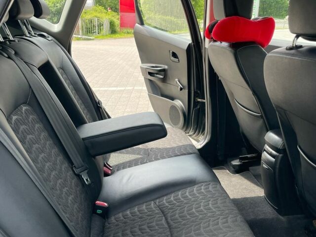 Серый Киа Сид, объемом двигателя 1.6 л и пробегом 257 тыс. км за 6650 $, фото 8 на Automoto.ua