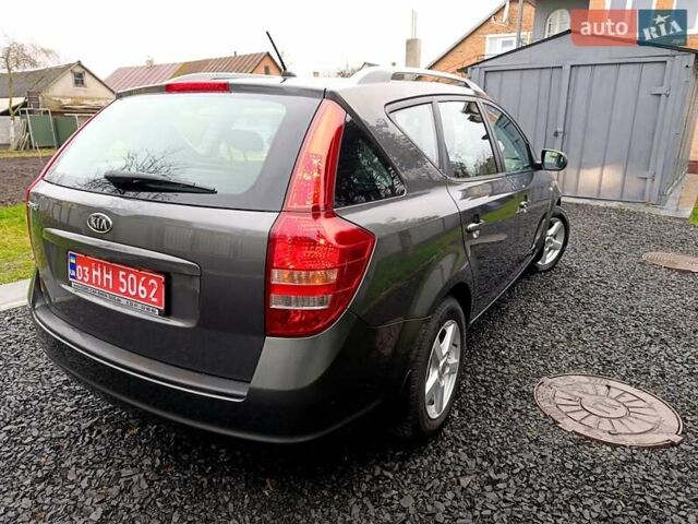 Серый Киа Сид, объемом двигателя 1.4 л и пробегом 187 тыс. км за 6500 $, фото 38 на Automoto.ua