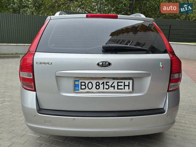 Серый Киа Сид, объемом двигателя 1.4 л и пробегом 209 тыс. км за 6199 $, фото 11 на Automoto.ua