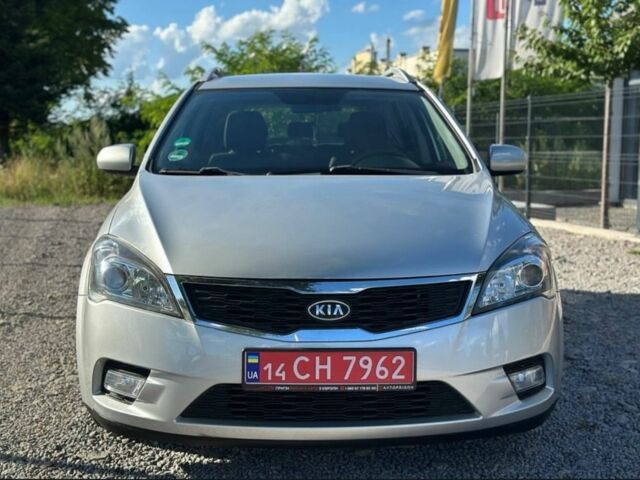 Серый Киа Сид, объемом двигателя 1.6 л и пробегом 237 тыс. км за 6800 $, фото 1 на Automoto.ua