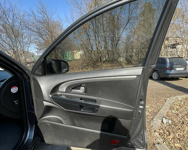 Серый Киа Сид, объемом двигателя 1.58 л и пробегом 255 тыс. км за 7199 $, фото 31 на Automoto.ua