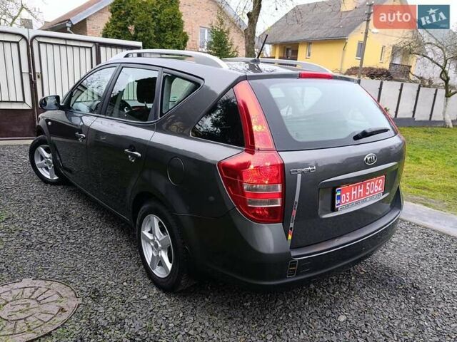 Серый Киа Сид, объемом двигателя 1.4 л и пробегом 187 тыс. км за 5999 $, фото 13 на Automoto.ua