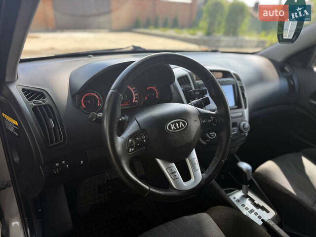 Сірий Кіа Сід, об'ємом двигуна 1.6 л та пробігом 238 тис. км за 7500 $, фото 25 на Automoto.ua