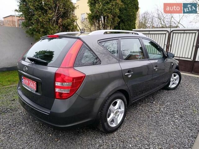 Серый Киа Сид, объемом двигателя 1.4 л и пробегом 187 тыс. км за 5999 $, фото 15 на Automoto.ua