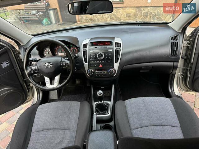 Киа Сид 2011 в Калуше на Automoto.ua Серый Киа Сид, объемом двигателя 1.6 л и пробегом 225 тыс. км за 6200 $, фото 31 на Automoto.ua