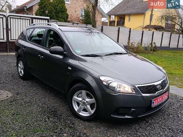 Серый Киа Сид, объемом двигателя 1.4 л и пробегом 187 тыс. км за 5999 $, фото 2 на Automoto.ua