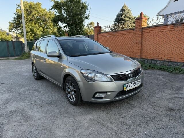 Серый Киа Сид, объемом двигателя 1.6 л и пробегом 197 тыс. км за 5900 $, фото 3 на Automoto.ua