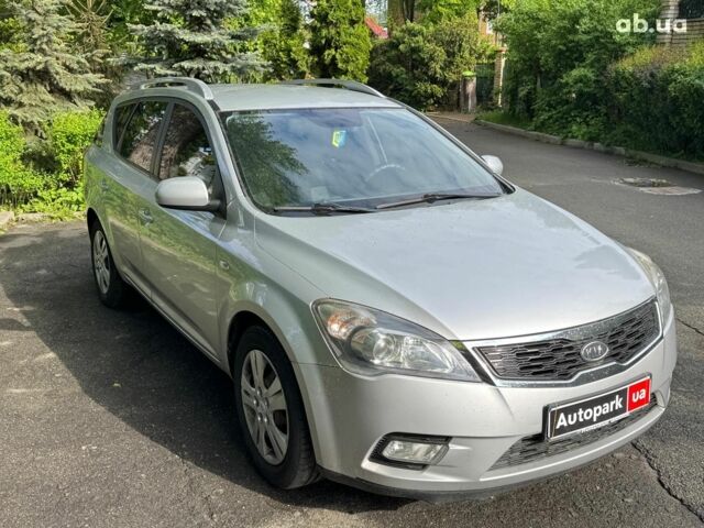 Серый Киа Сид, объемом двигателя 1.6 л и пробегом 205 тыс. км за 7690 $, фото 2 на Automoto.ua