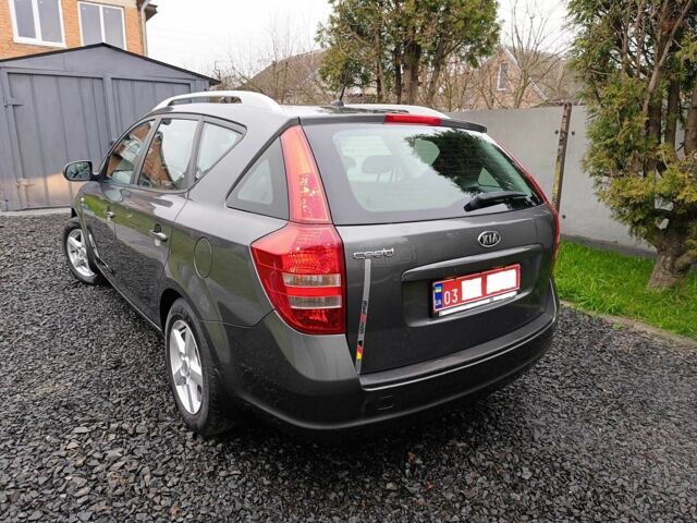 Сірий Кіа Сід, об'ємом двигуна 1.4 л та пробігом 187 тис. км за 6300 $, фото 3 на Automoto.ua