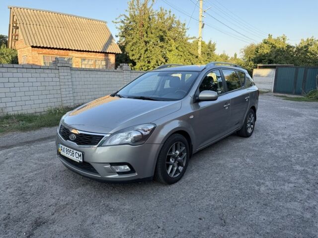 Серый Киа Сид, объемом двигателя 1.6 л и пробегом 197 тыс. км за 5900 $, фото 11 на Automoto.ua
