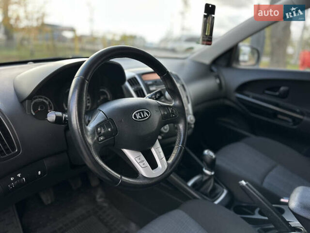 Кіа Сід 2011 у Вінниці на Automoto.ua Сірий Кіа Сід, об'ємом двигуна 1.6 л та пробігом 237 тис. км за 6800 $, фото 20 на Automoto.ua