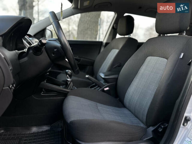 Кіа Сід 2011 у Вінниці на Automoto.ua Сірий Кіа Сід, об'ємом двигуна 1.6 л та пробігом 237 тис. км за 6800 $, фото 22 на Automoto.ua
