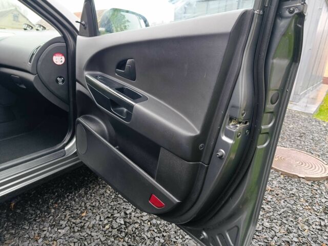 Сірий Кіа Сід, об'ємом двигуна 1.4 л та пробігом 187 тис. км за 6300 $, фото 14 на Automoto.ua