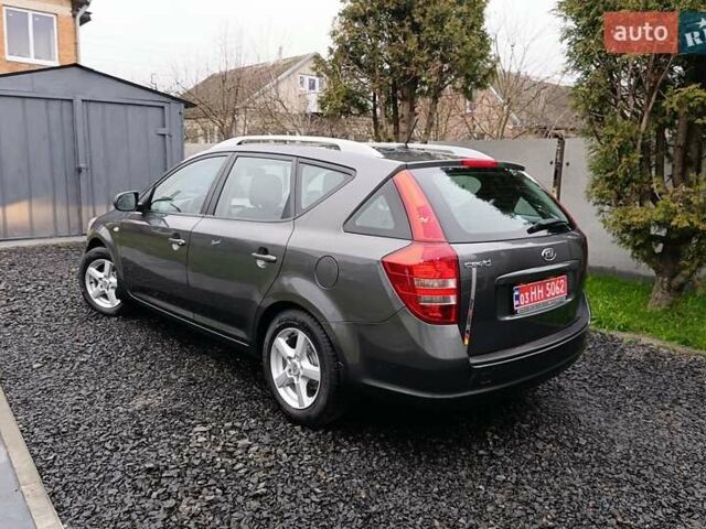 Серый Киа Сид, объемом двигателя 1.4 л и пробегом 187 тыс. км за 6500 $, фото 39 на Automoto.ua