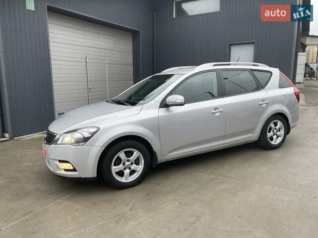 Серый Киа Сид, объемом двигателя 1.59 л и пробегом 207 тыс. км за 6700 $, фото 8 на Automoto.ua