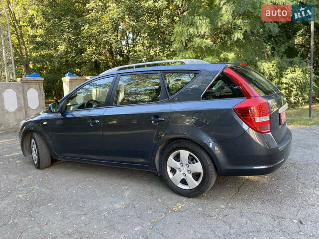 Серый Киа Сид, объемом двигателя 1.4 л и пробегом 181 тыс. км за 6700 $, фото 9 на Automoto.ua