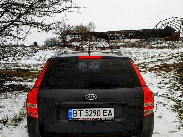 Серый Киа Сид, объемом двигателя 1.6 л и пробегом 24800 тыс. км за 6200 $, фото 5 на Automoto.ua