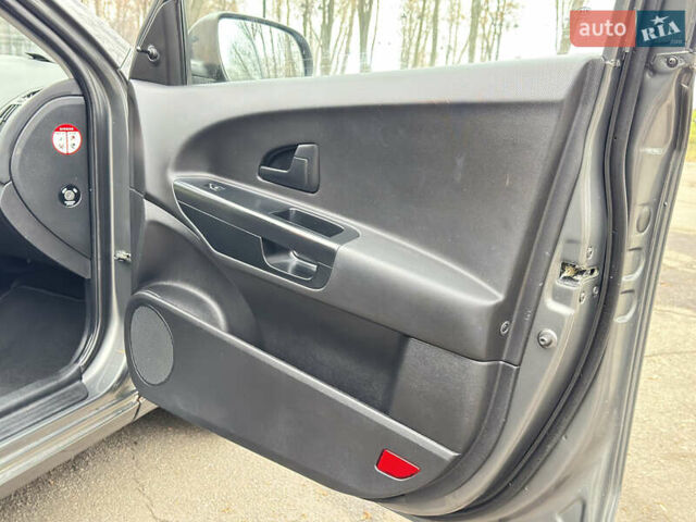Сірий Кіа Сід, об'ємом двигуна 1.4 л та пробігом 188 тис. км за 6150 $, фото 36 на Automoto.ua