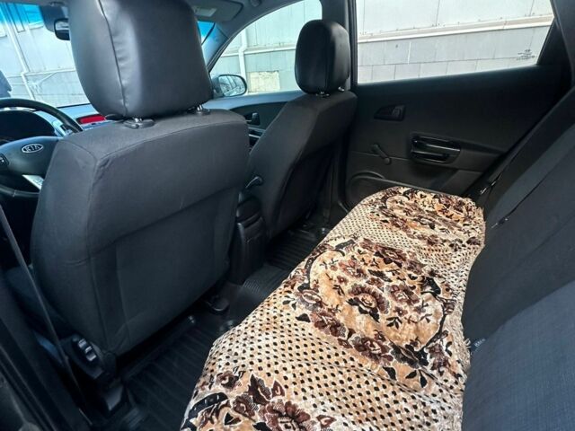Сірий Кіа Сід, об'ємом двигуна 1.6 л та пробігом 230 тис. км за 6600 $, фото 5 на Automoto.ua