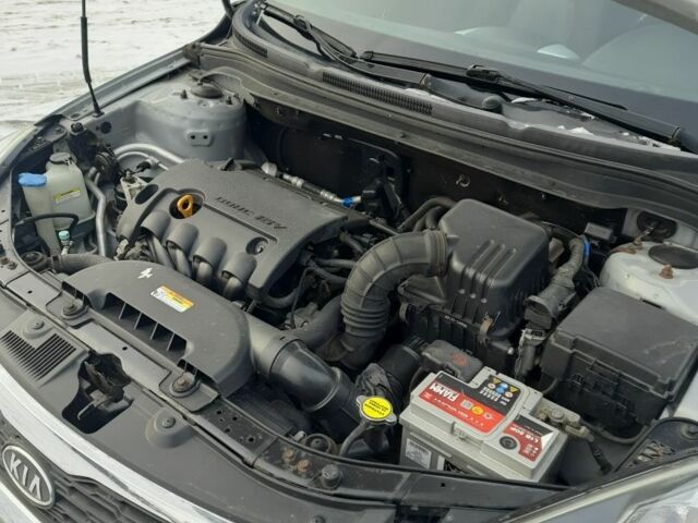 Серый Киа Сид, объемом двигателя 1 л и пробегом 183 тыс. км за 6450 $, фото 5 на Automoto.ua