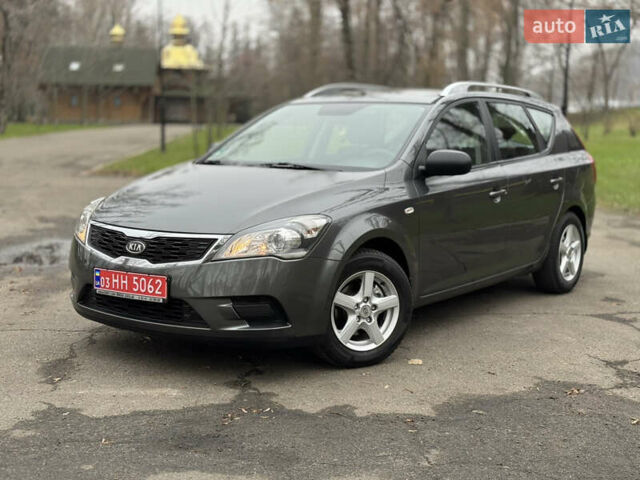 Серый Киа Сид, объемом двигателя 1.59 л и пробегом 187 тыс. км за 6700 $, фото 1 на Automoto.ua