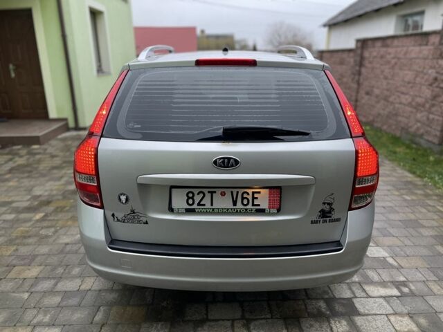 Сірий Кіа Сід, об'ємом двигуна 1.6 л та пробігом 215 тис. км за 5350 $, фото 4 на Automoto.ua