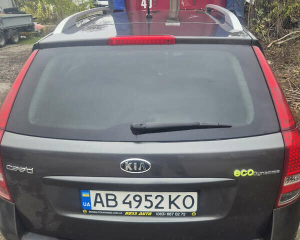 Серый Киа Сид, объемом двигателя 1.6 л и пробегом 223 тыс. км за 7400 $, фото 5 на Automoto.ua