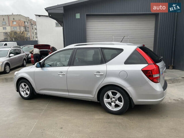 Серый Киа Сид, объемом двигателя 1.59 л и пробегом 207 тыс. км за 6700 $, фото 10 на Automoto.ua