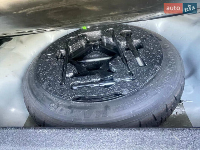 Серый Киа Сид, объемом двигателя 1.4 л и пробегом 213 тыс. км за 5000 $, фото 8 на Automoto.ua