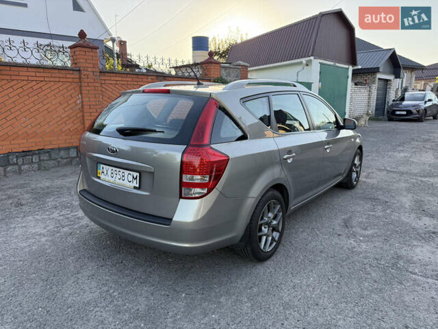 Серый Киа Сид, объемом двигателя 1.6 л и пробегом 190 тыс. км за 5900 $, фото 6 на Automoto.ua