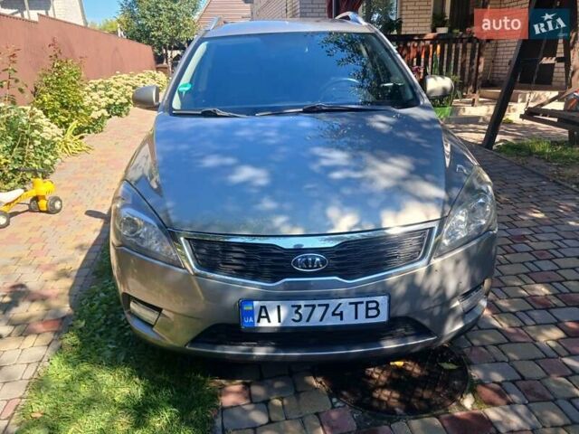 Сірий Кіа Сід, об'ємом двигуна 1.6 л та пробігом 215 тис. км за 7200 $, фото 7 на Automoto.ua