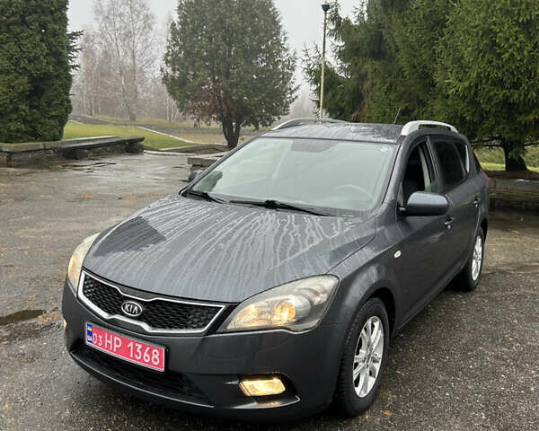 Сірий Кіа Сід, об'ємом двигуна 1.6 л та пробігом 244 тис. км за 7299 $, фото 10 на Automoto.ua