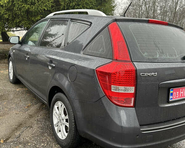 Сірий Кіа Сід, об'ємом двигуна 1.6 л та пробігом 244 тис. км за 7299 $, фото 27 на Automoto.ua