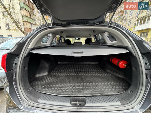 Сірий Кіа Сід, об'ємом двигуна 1.59 л та пробігом 160 тис. км за 9700 $, фото 8 на Automoto.ua