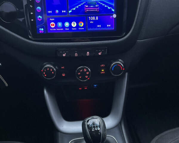 Серый Киа Сид, объемом двигателя 1.58 л и пробегом 230 тыс. км за 8700 $, фото 12 на Automoto.ua